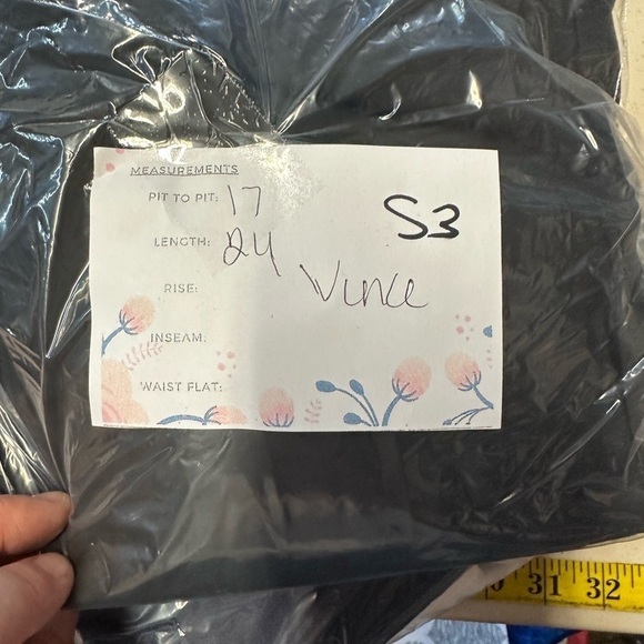 VINCE CAMUTO PLEATED midi length quiet luxury classic trendy side zip skirt 12P - Picture 7 of 7